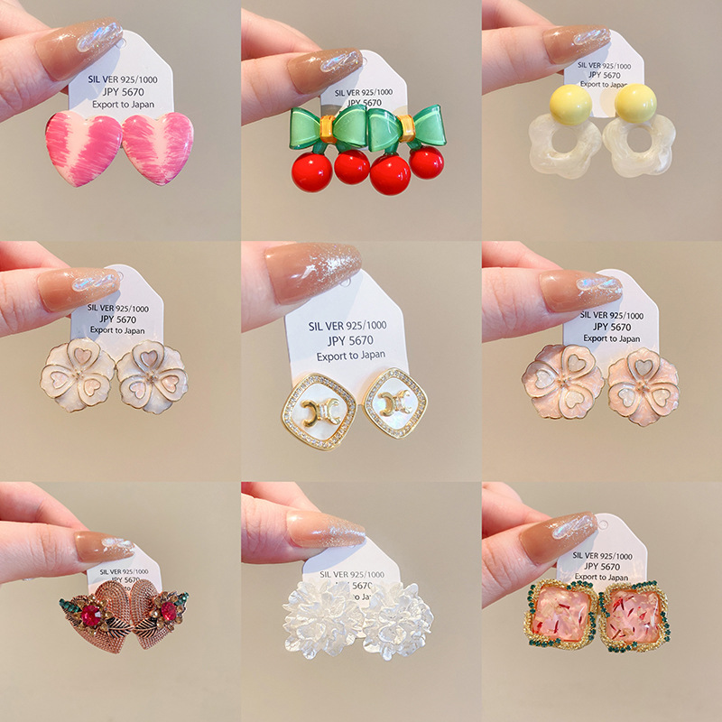 Love Heart Earrings Bow Jeweled Earrings