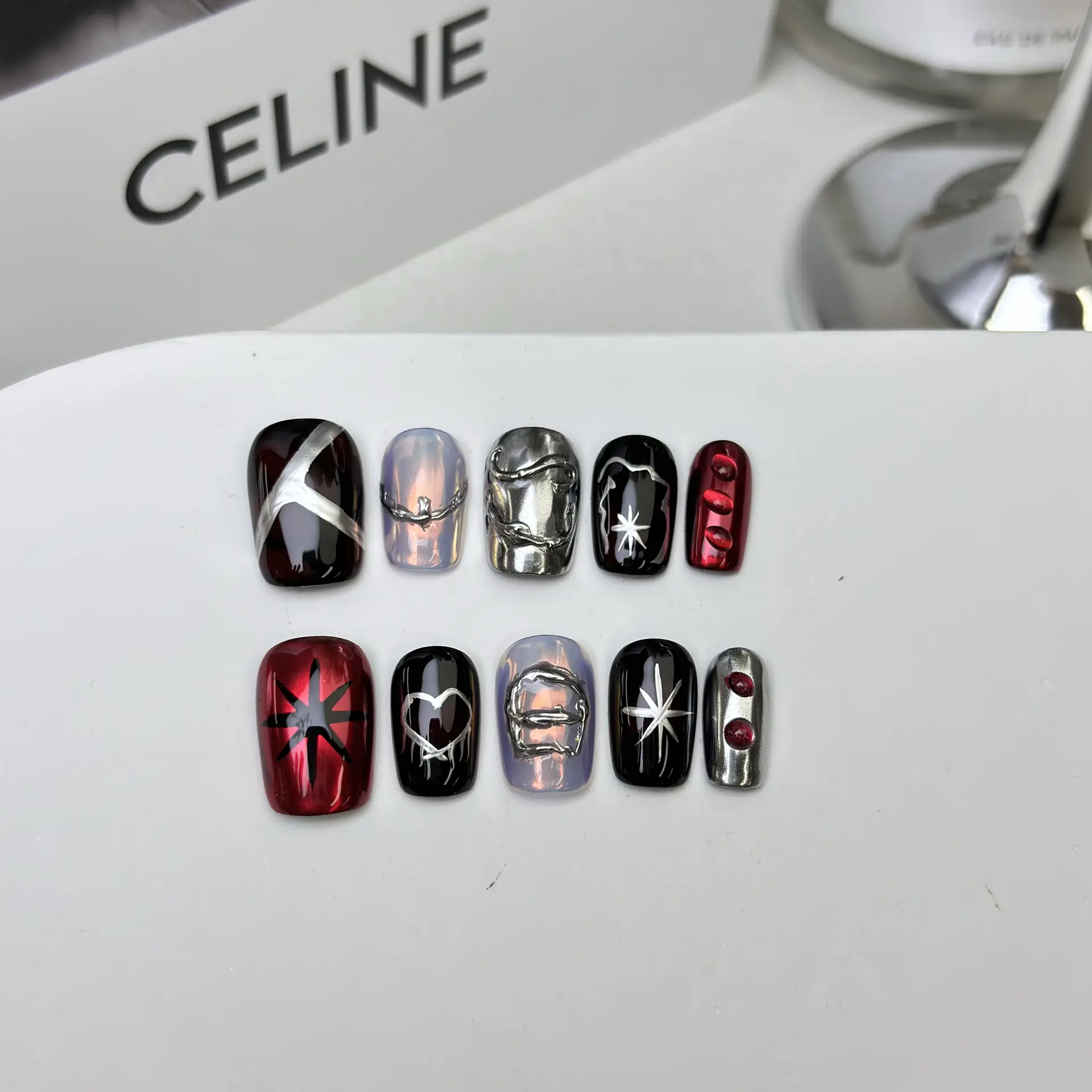 Handmade Dark-chic Wearable Nails For A Fierce Edgy Look
