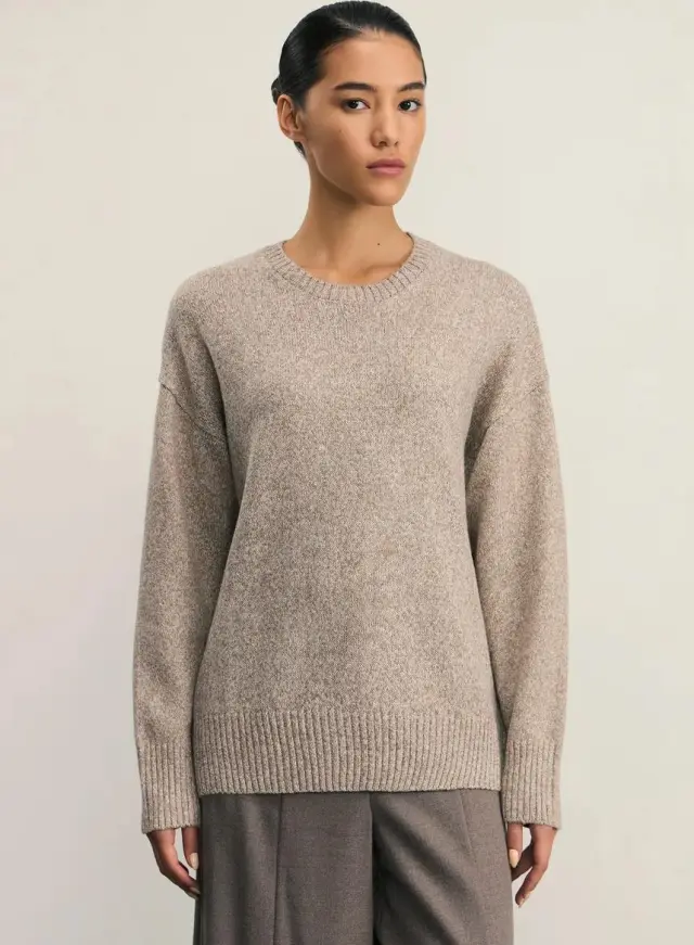 Women's Knitted Round Neck Solid Color Loose Fashion Sweater Apricot - Shop at LoveMi