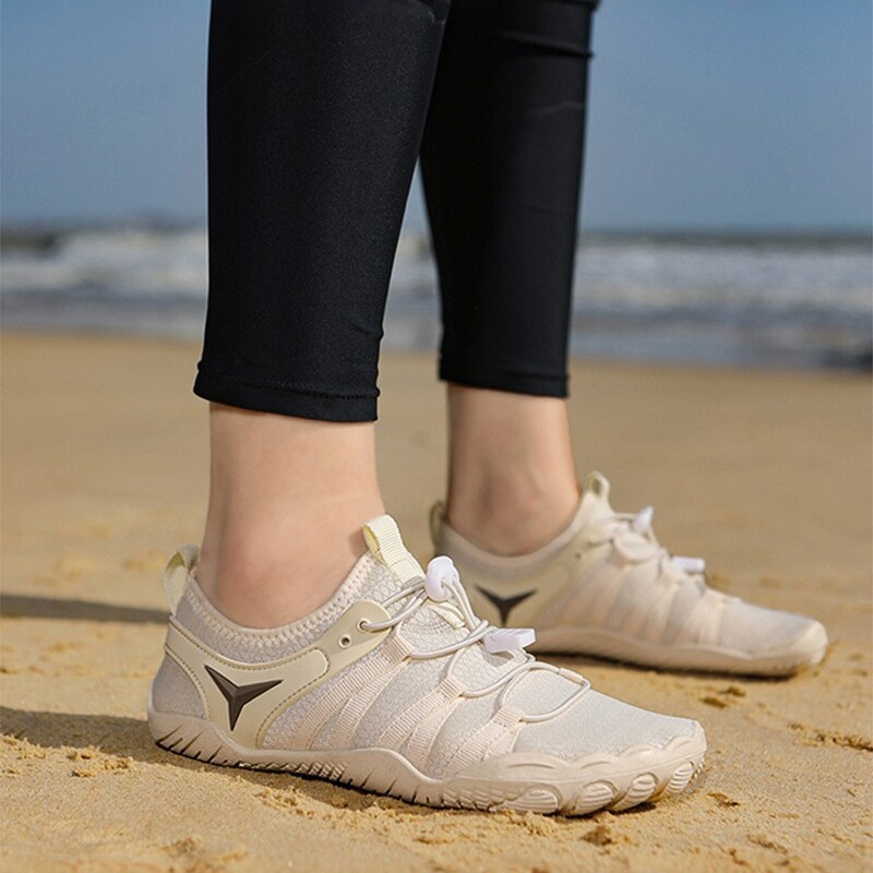 Casual Breathable Mens And Womens Beach Barefoot Shoes