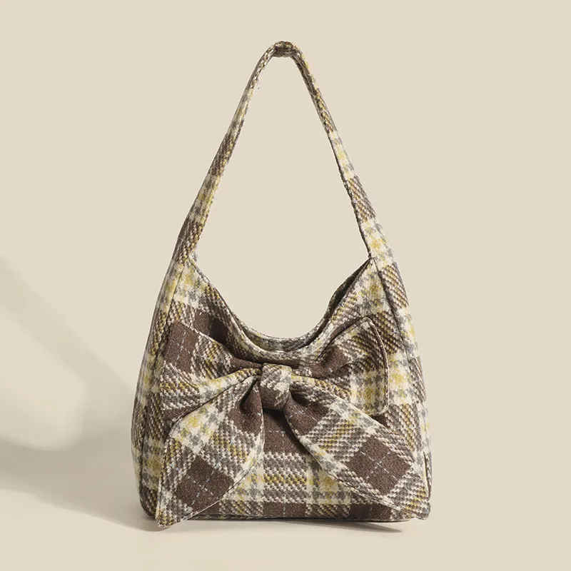 Plaid One-shoulder Simple Underarm All-match Commute Tote Bag - Khaki