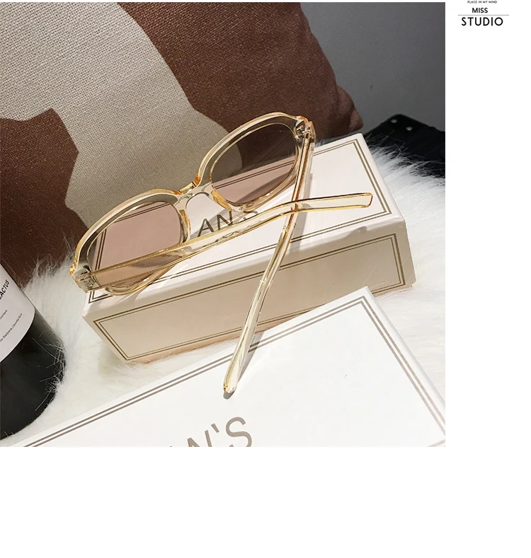 Title 5, Ladies small frame retro sunglasses