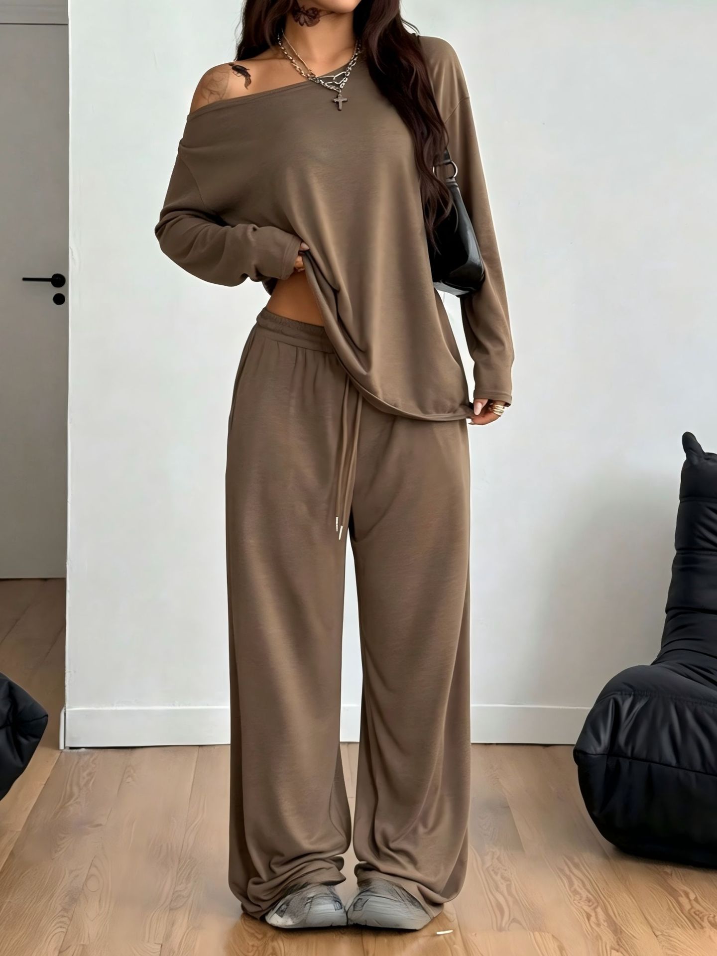 https://cf.cjdropshipping.com/quick/product/69a18b4d-85cc-4d0b-be5f-52e461ec6245.jpg