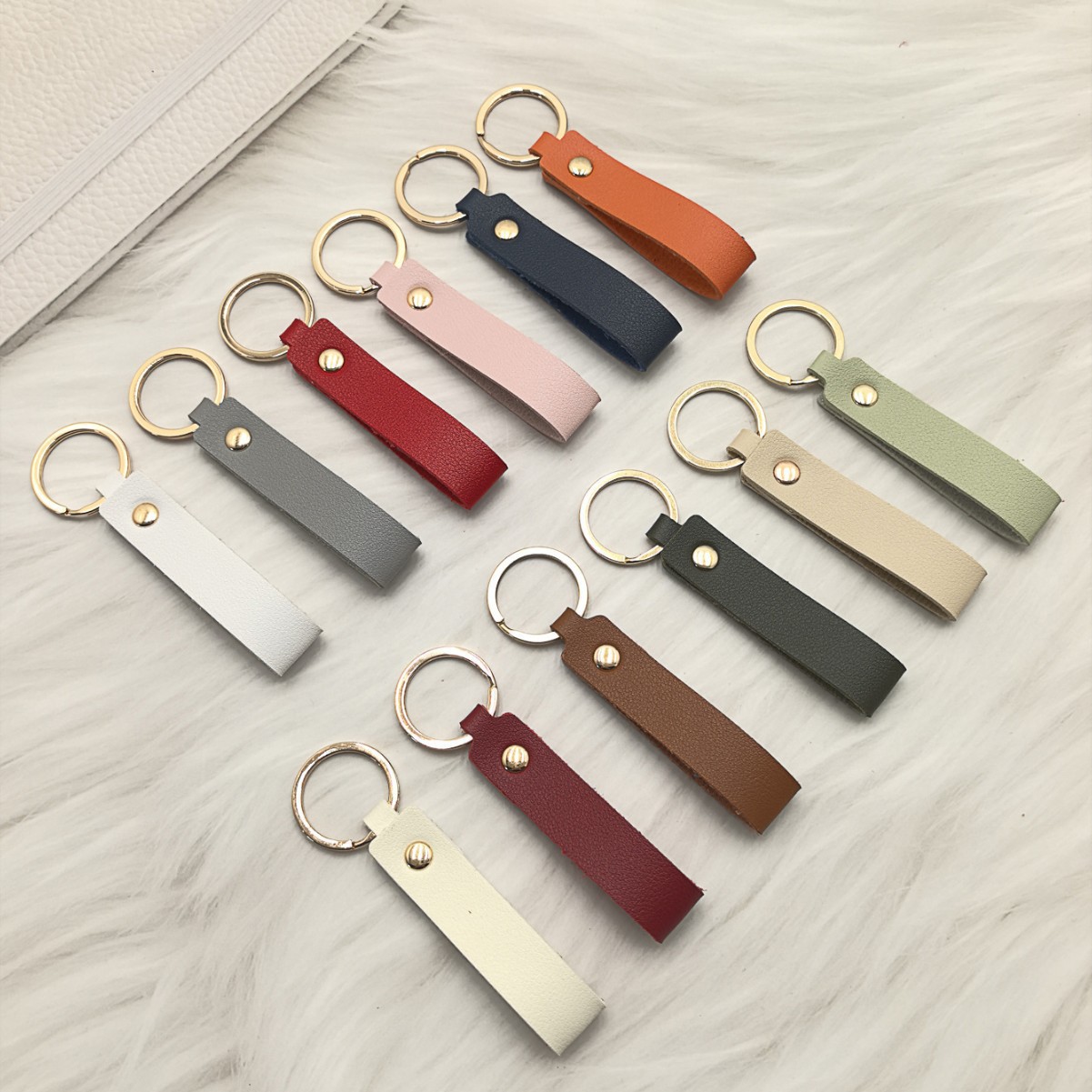 Creative Leather Accessory Personalized Anti-loss Car Keychain Charm