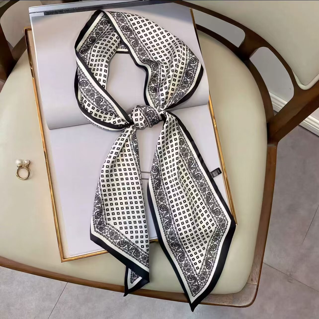 Printed Polyester Scarf, picture 2 of 12