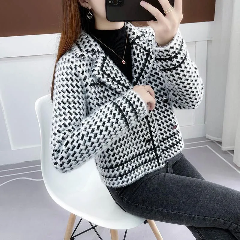 Women's Square Collar Cardigan Woolen Coat Autumn And Winter Korean Style - White