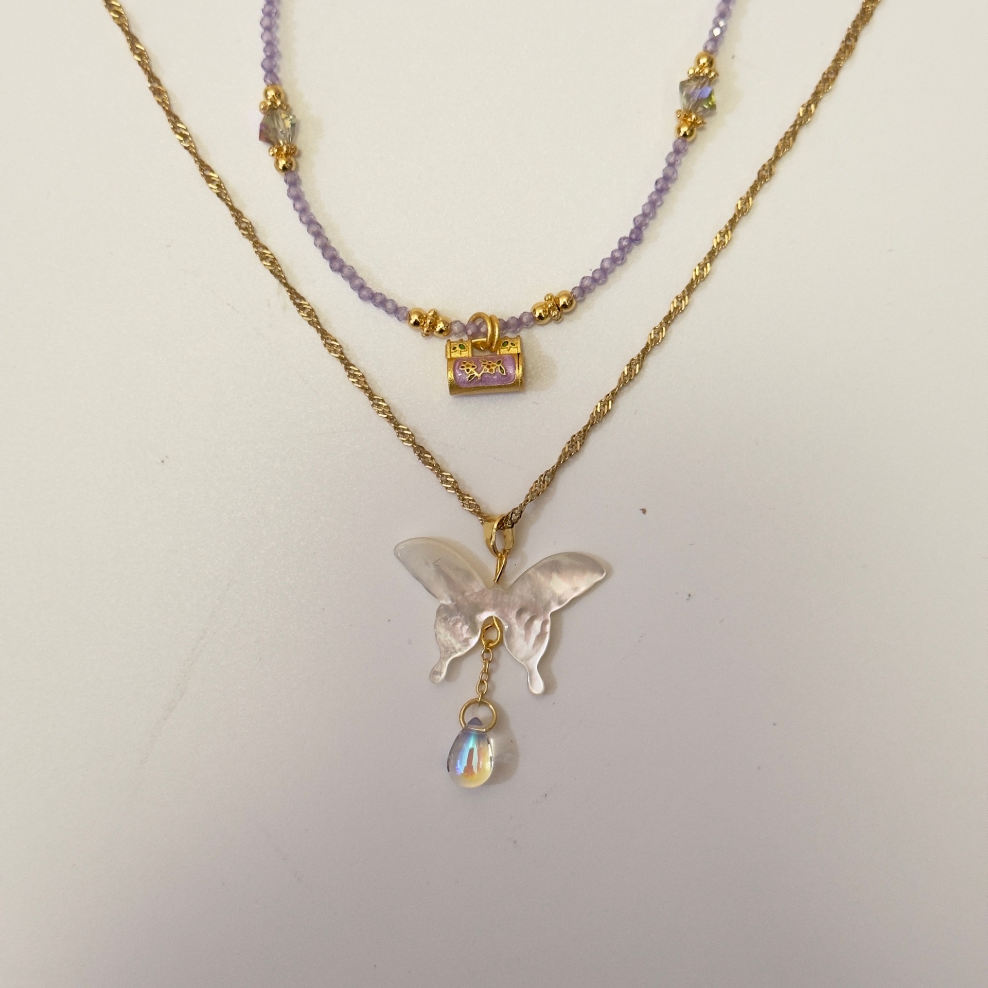 Natural White Lip Shell Butterfly Cold Niche Beaded Necklace