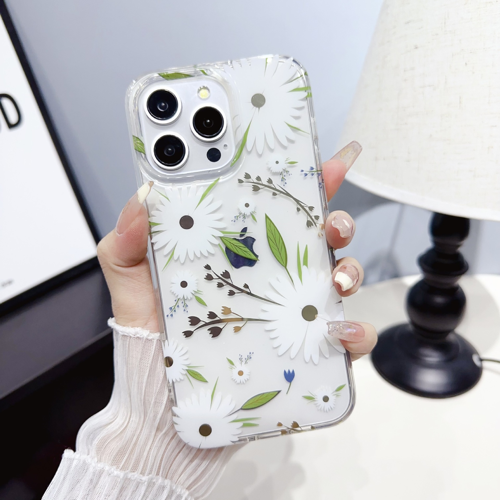 Gold-stamped Floral Phone Case With Double-sided Lamination