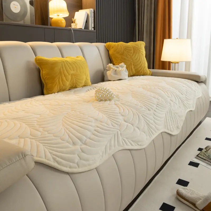 Alien Banana Leaf Crystal Velvet Sofa Cushion