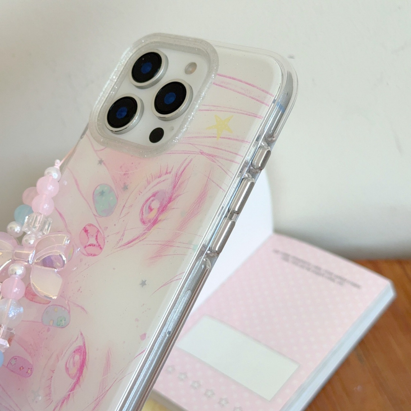 Butterfly-shaped Rounded-edge Cartoon Phone Case For Nail Art Enthusiasts