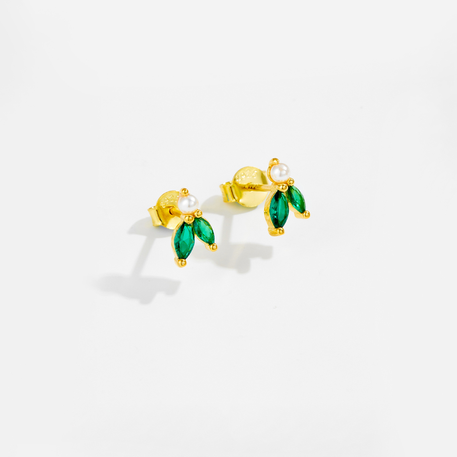 Fashion Simple S925 Sterling Silver Leaf Pearl Earrings