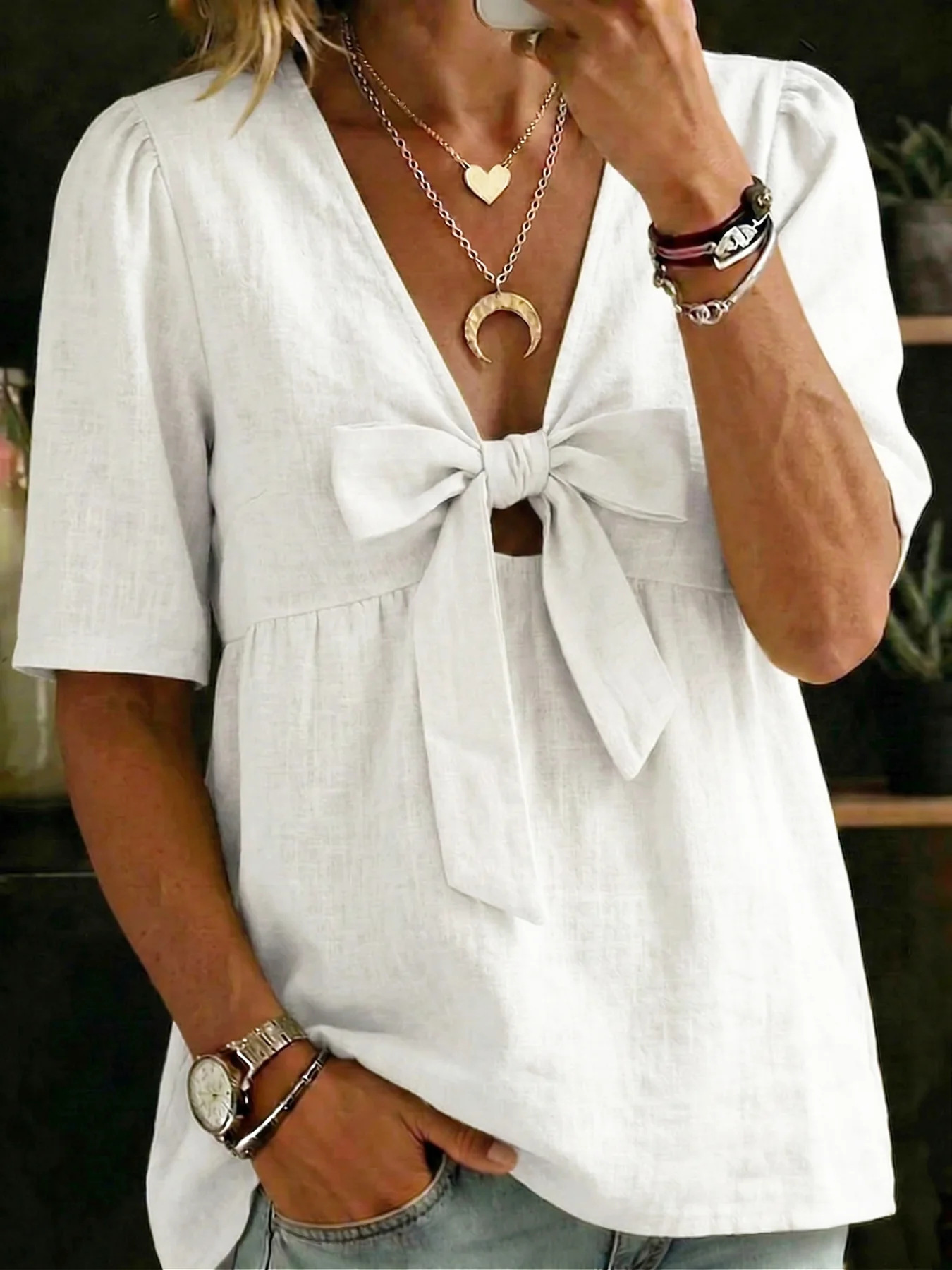 Women's Casual And Versatile V-Neck Top Shirt