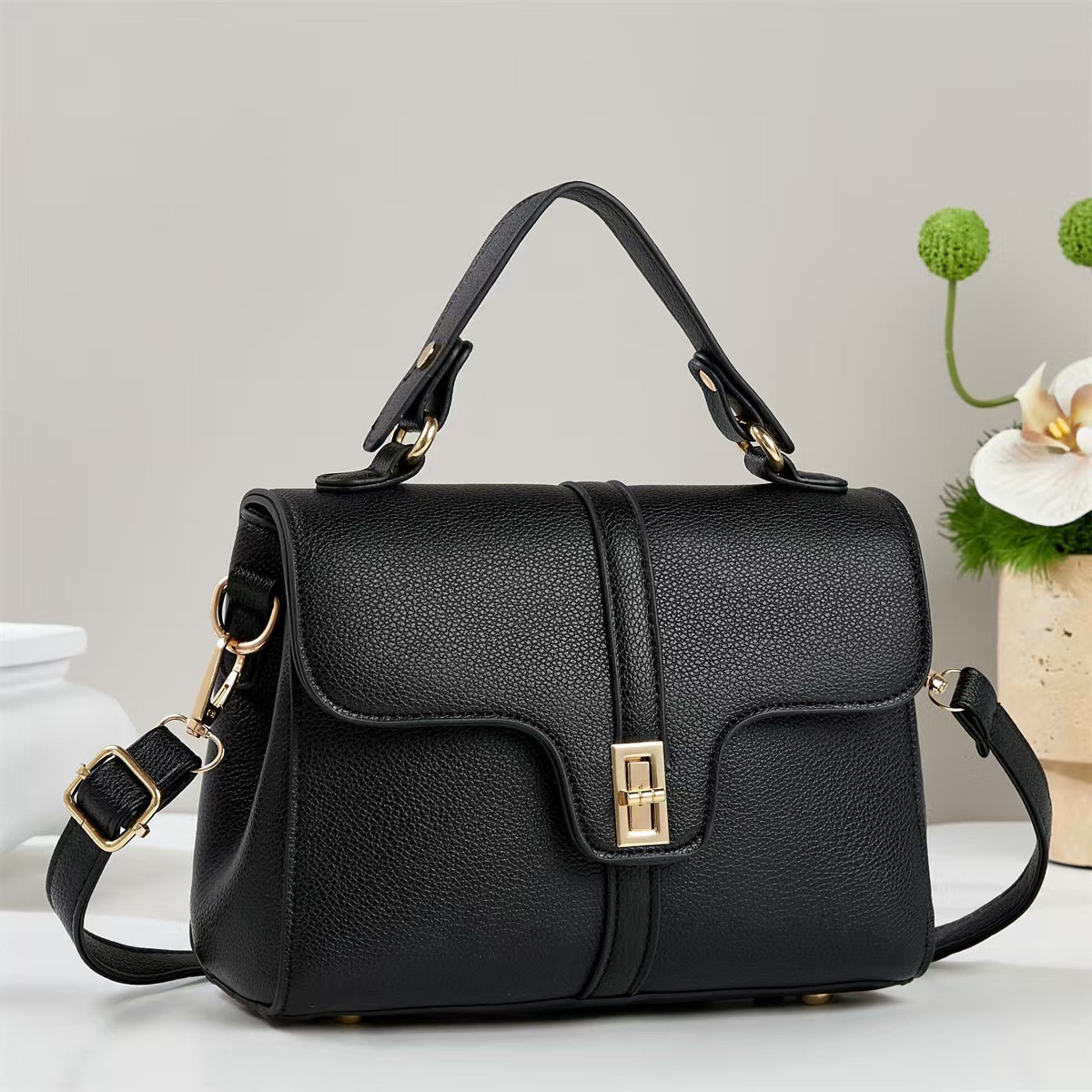 Women's New Solid-color Tote Casual Crossbody Bag
