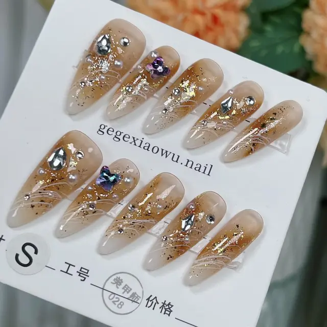 Handmade Detachable Almond Wear Nail Stickers Rich Family Gold - Shop at LoveMi