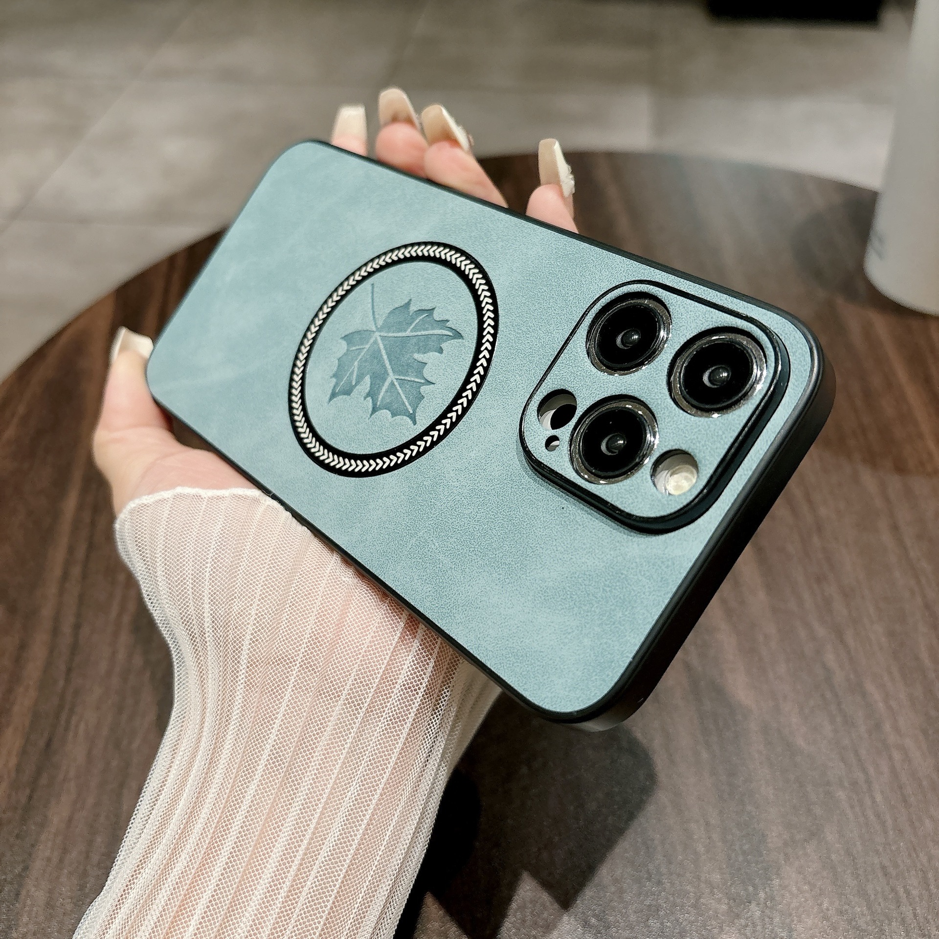 Magnetic Lambskin Maple Leaf Cell Phone Shell