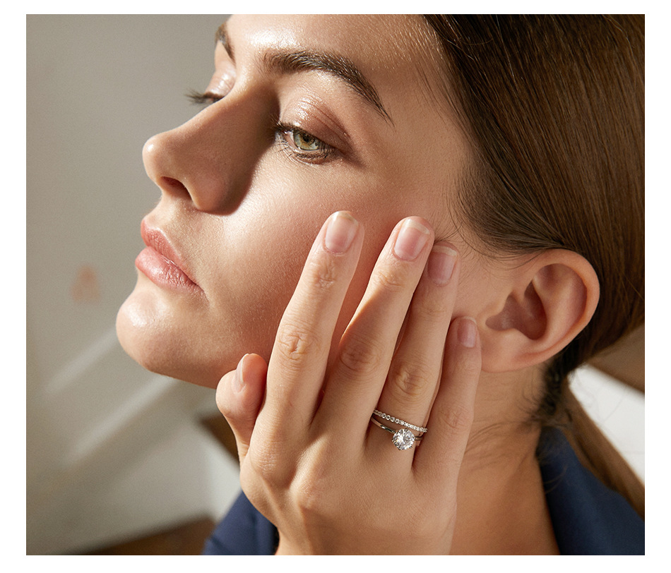 Simple Inlaid Zircon Combination Ring Set