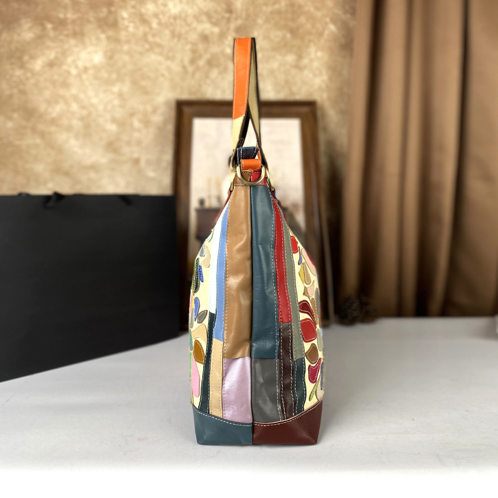 Womens Large-Capacity Crossbody Bag Made From Genuine Leather With A Nautical-Style Design