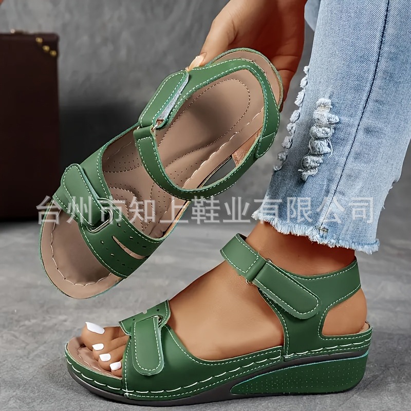 https://cf.cjdropshipping.com/quick/product/6b29c3e2-7dc8-457d-80b3-0102abea9d02.jpg