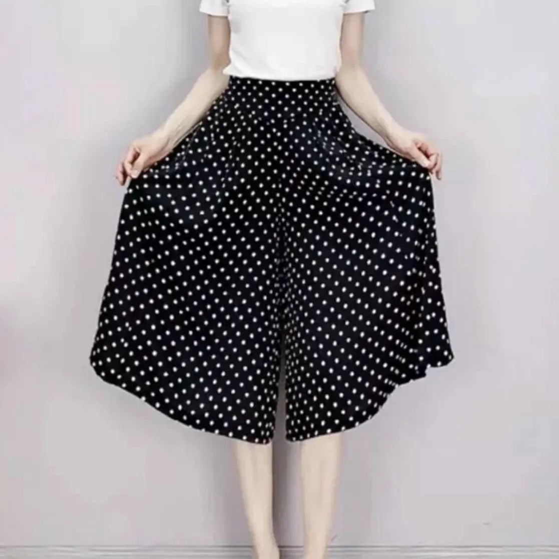 https://cf.cjdropshipping.com/quick/product/6b3f08e3-0545-4aaa-8ff4-3d33c99495a3.jpg