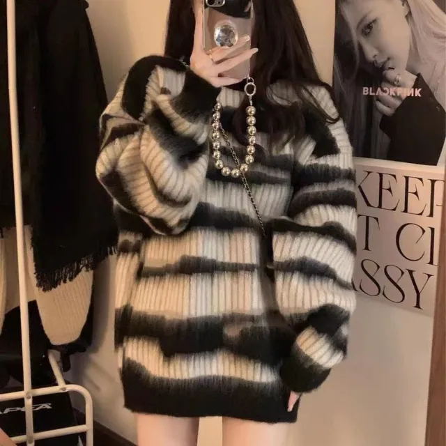 Women's Socialite Style Contrast Color Striped Sweater Black And White Stripes - Shop at LoveMi