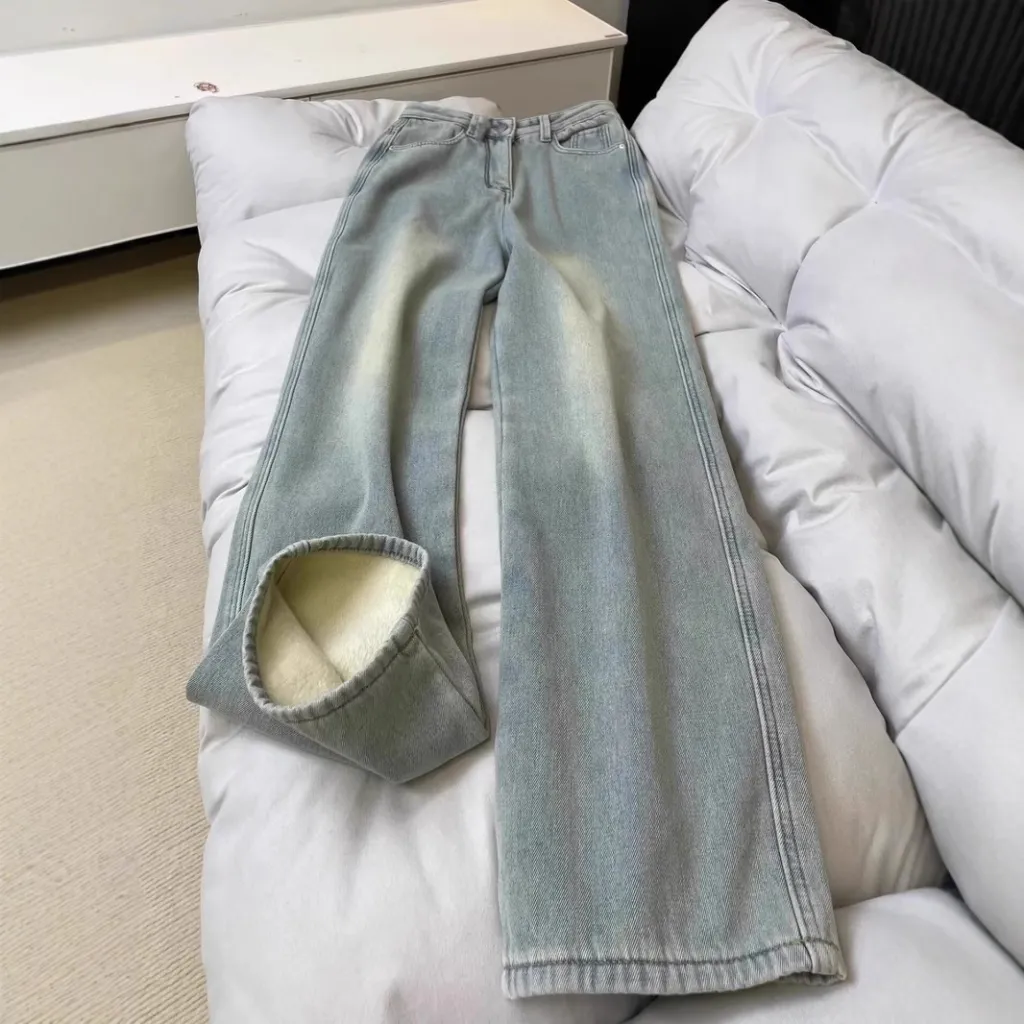 Autumn And Winter Fleece-lined Warm Straight Jeans For Women - Light Blue With Velvet