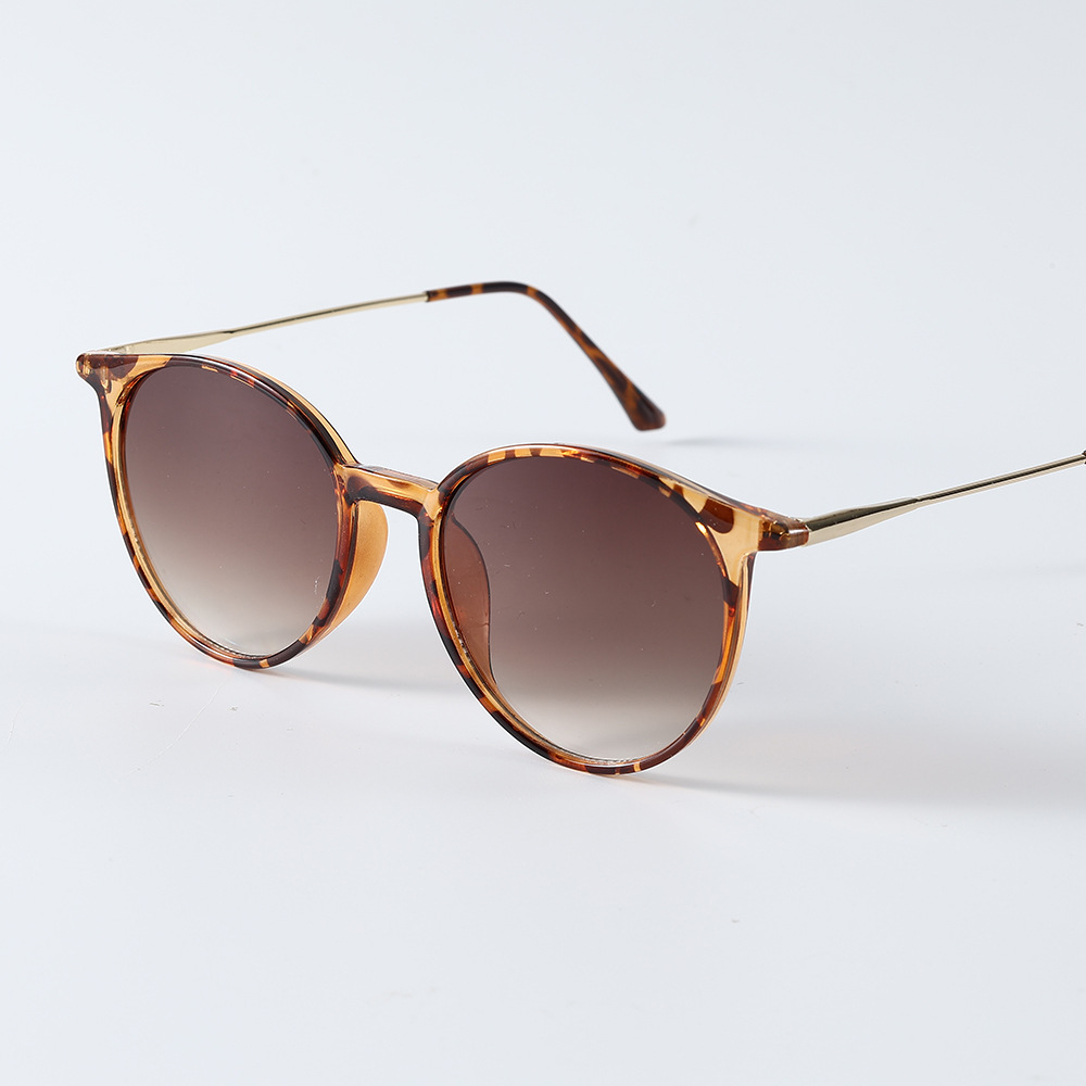 New Artistic Round Frame Women's All-match Face-looking Small Sunglasses - Image 19