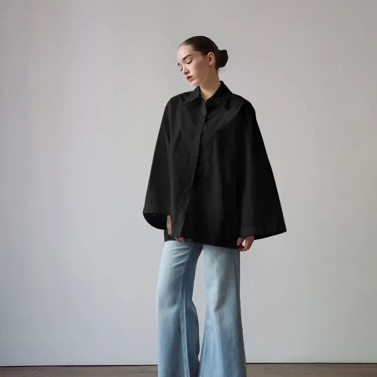 Comfortable Casual Style With A Turn-down Collar Loose Fit And Long Sleeves