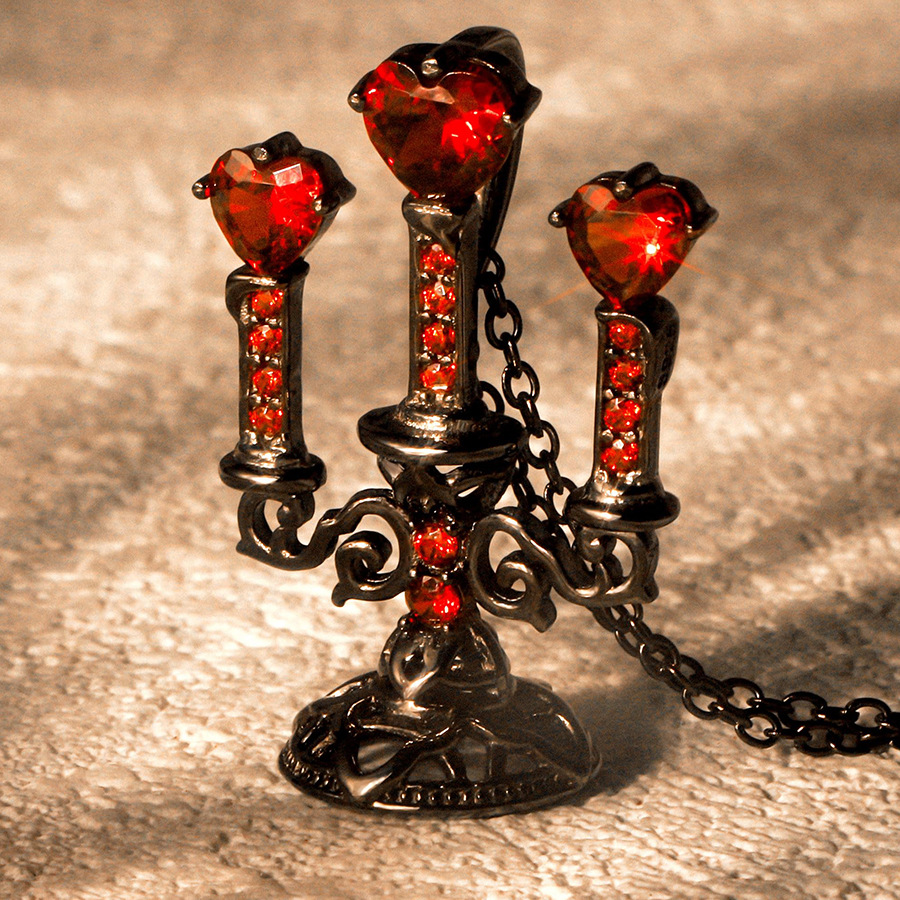 European And American Retro Hollow Candlestick Clavicle Chain Gothic