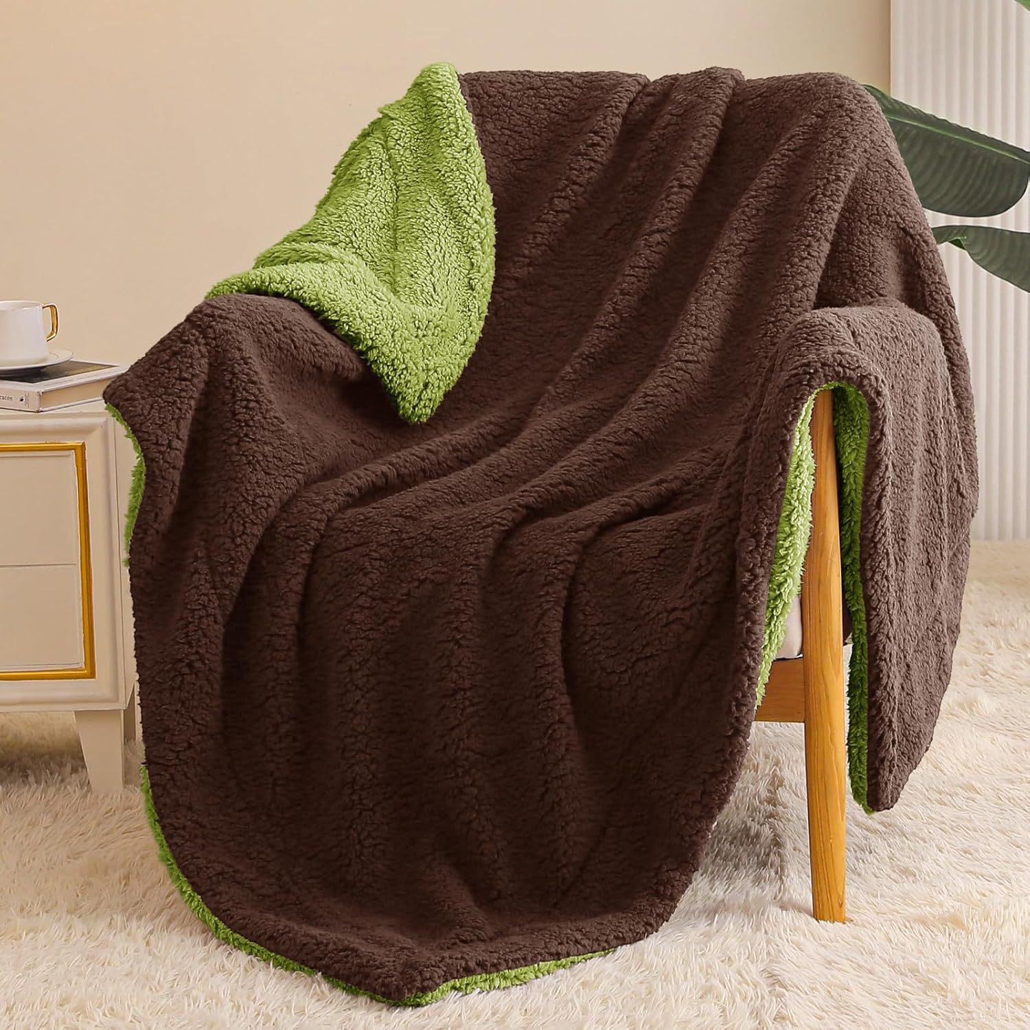 Two-Layer Double-Sided Lambswool Blanket With Contrasting Colorsperfect As A, picture 6 of 12