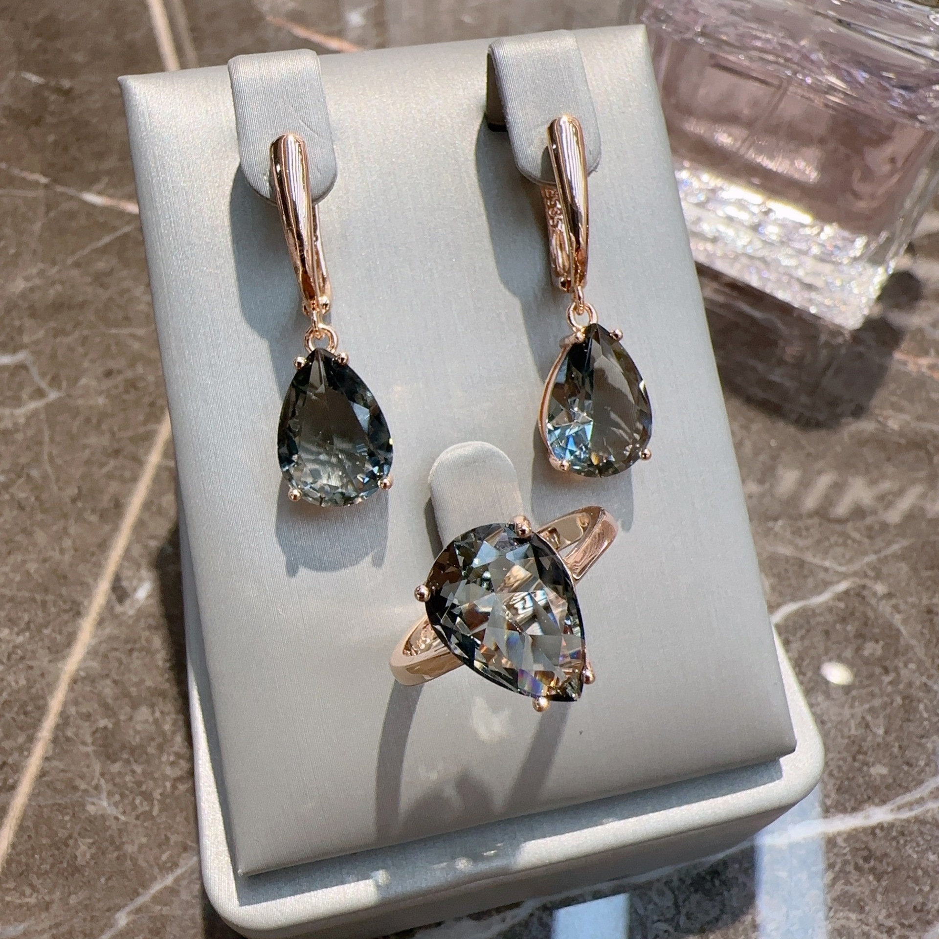 https://cf.cjdropshipping.com/quick/product/6ba4fef9-b271-43eb-9c3b-d14fab39a1c6.jpg