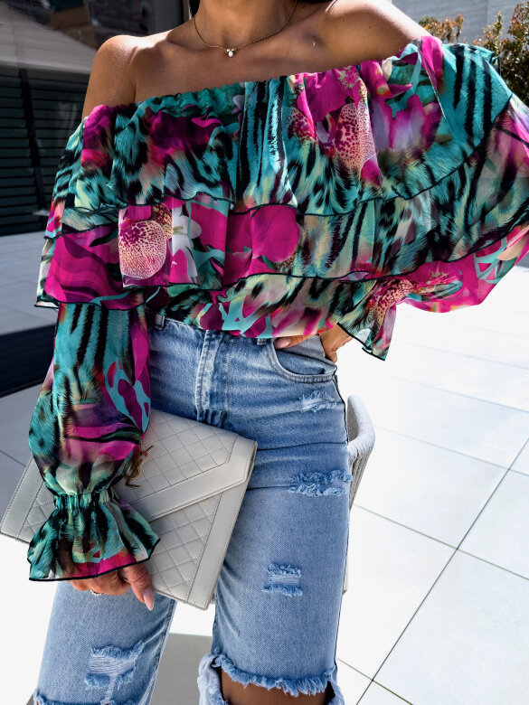 Fashionable Off-shoulder Print Blouse With A Boat Neckline