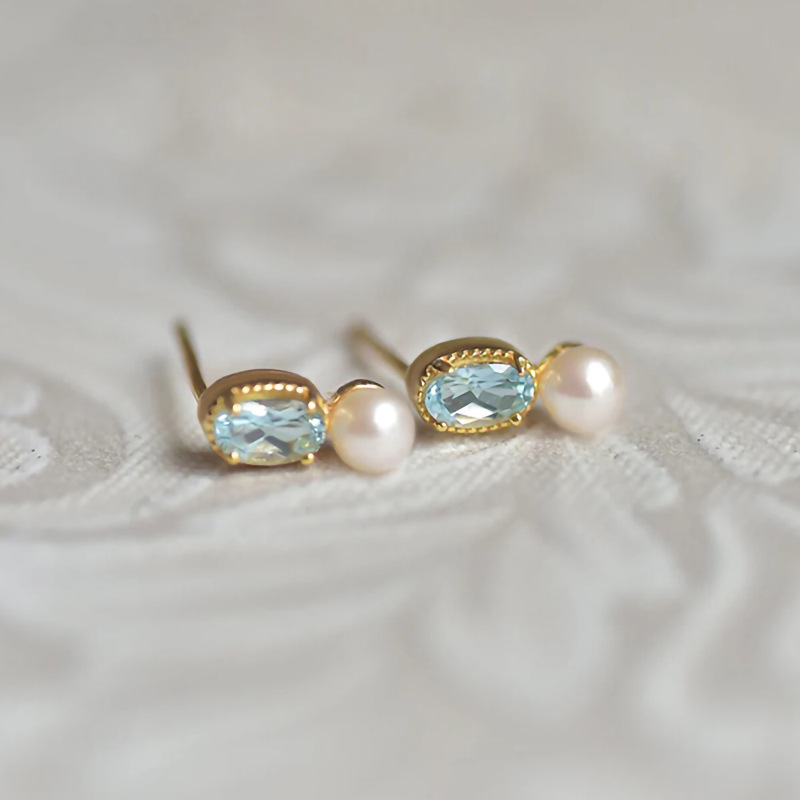 Elegant Stud Earrings