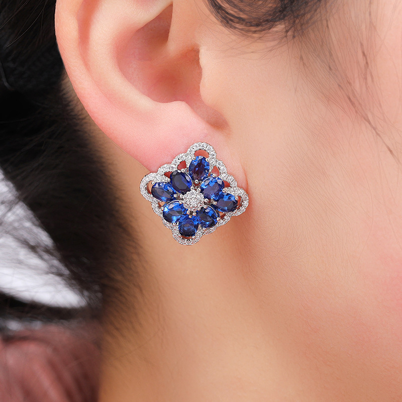 Flower Shape Ear Studs