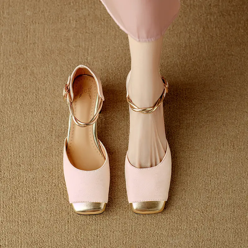 New Chinese-style Closed-toe Hollow-out Sandals For Women