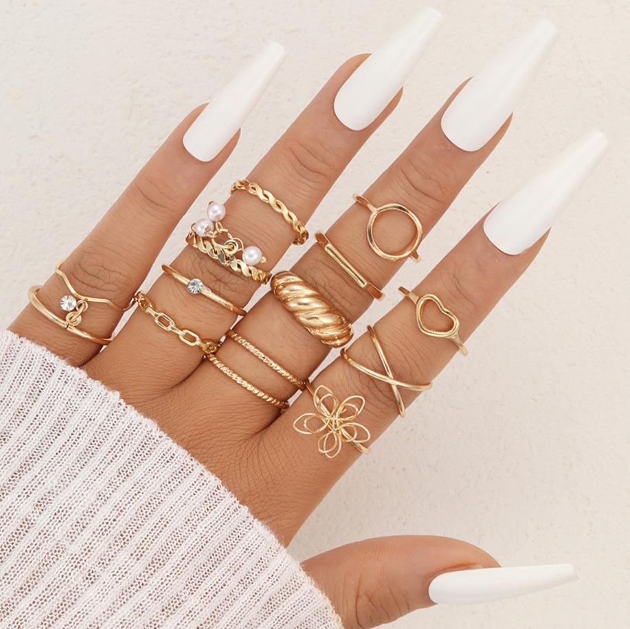 Hollow Heart Geometric Butterfly Leaf Ring Suit