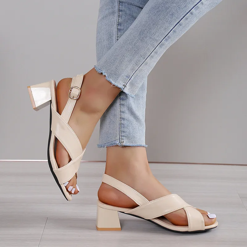 Women's Fashion Chunky Heel Ankle-strap Sandals - Beige