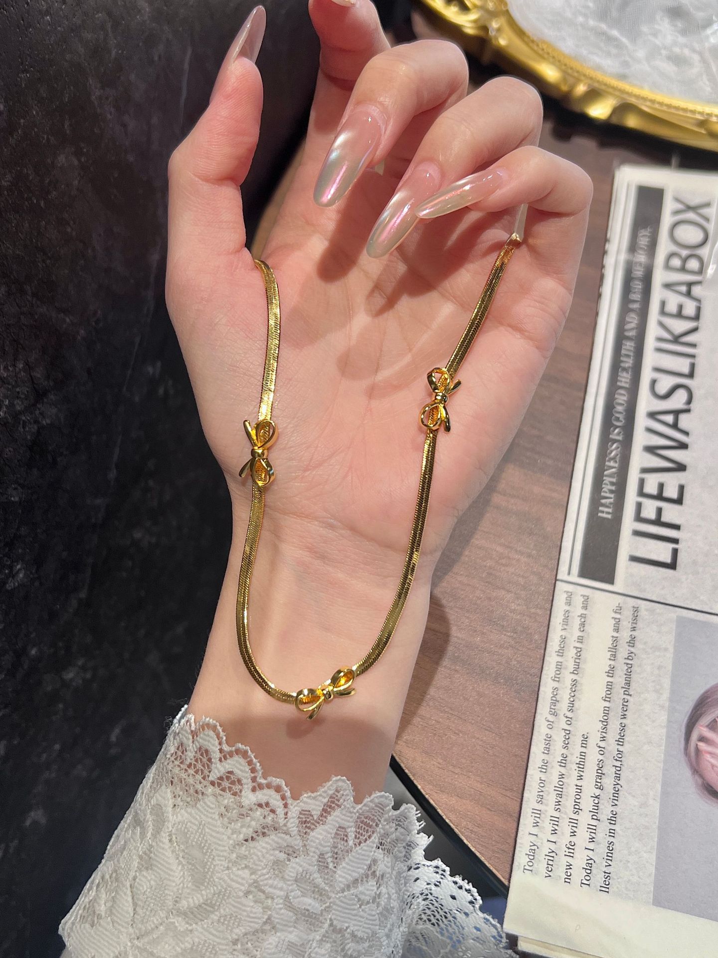 Bow-knot Light-luxury High-end Design Pendant Accessory Clavicle Chain For Women