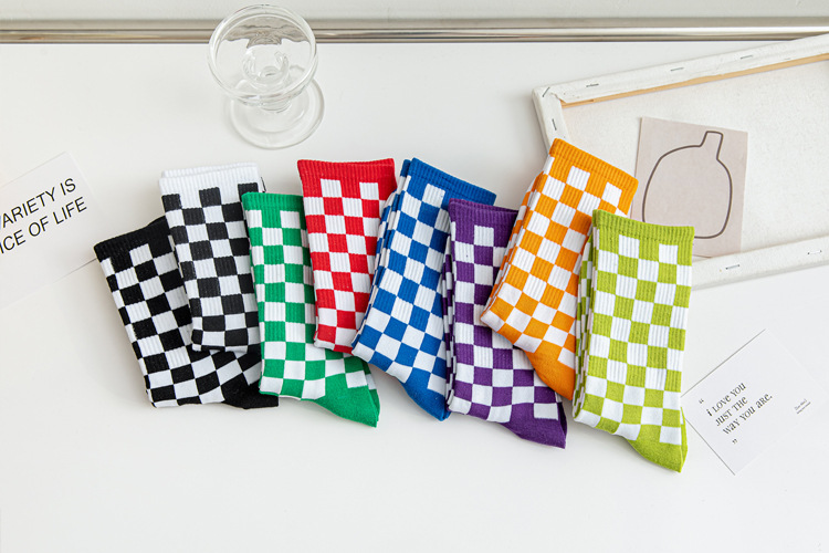 Women's Chessboard Fashion Tube Socks