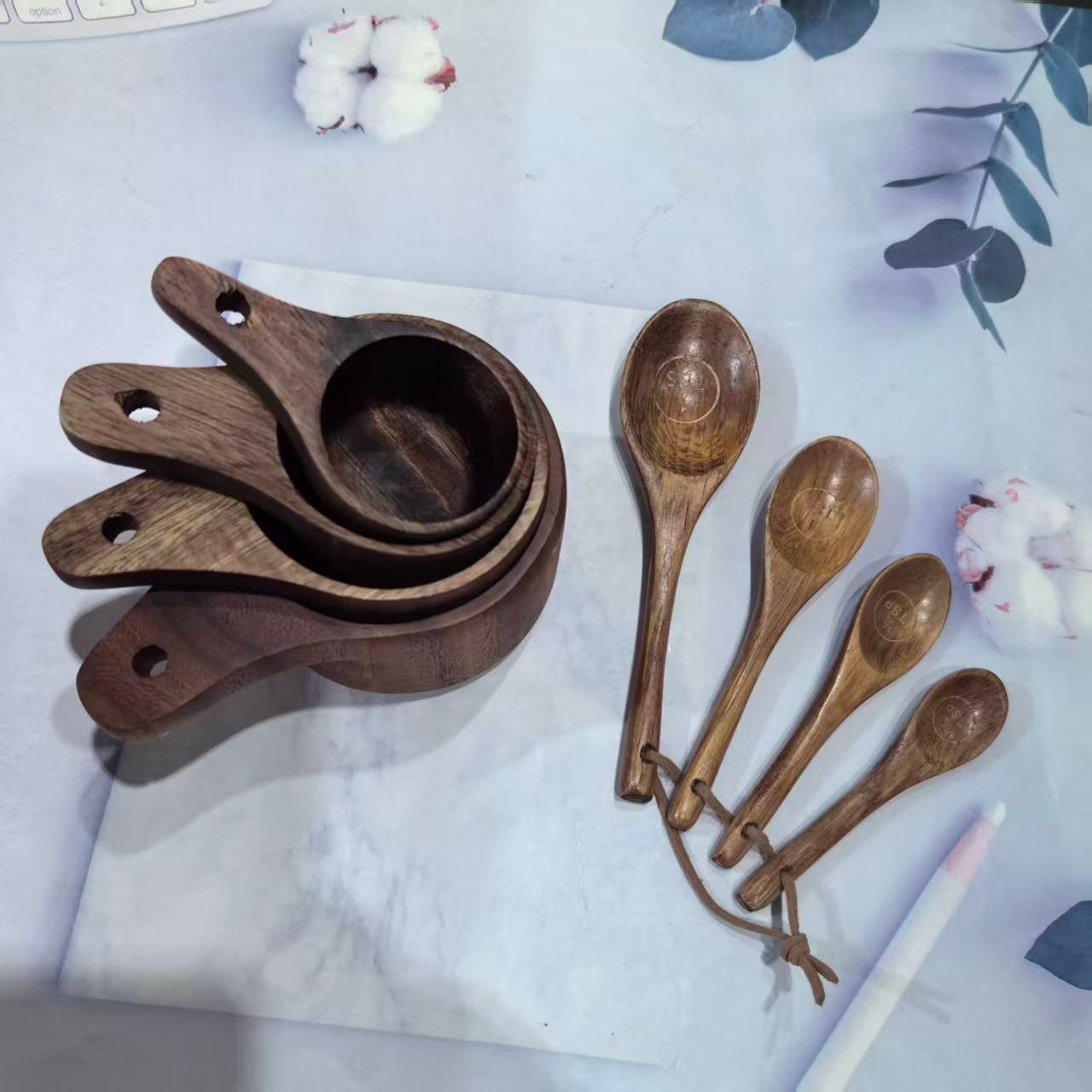https://cf.cjdropshipping.com/quick/product/6c81c852-6dfd-4ebe-9d44-3a4333cac7bc.jpg