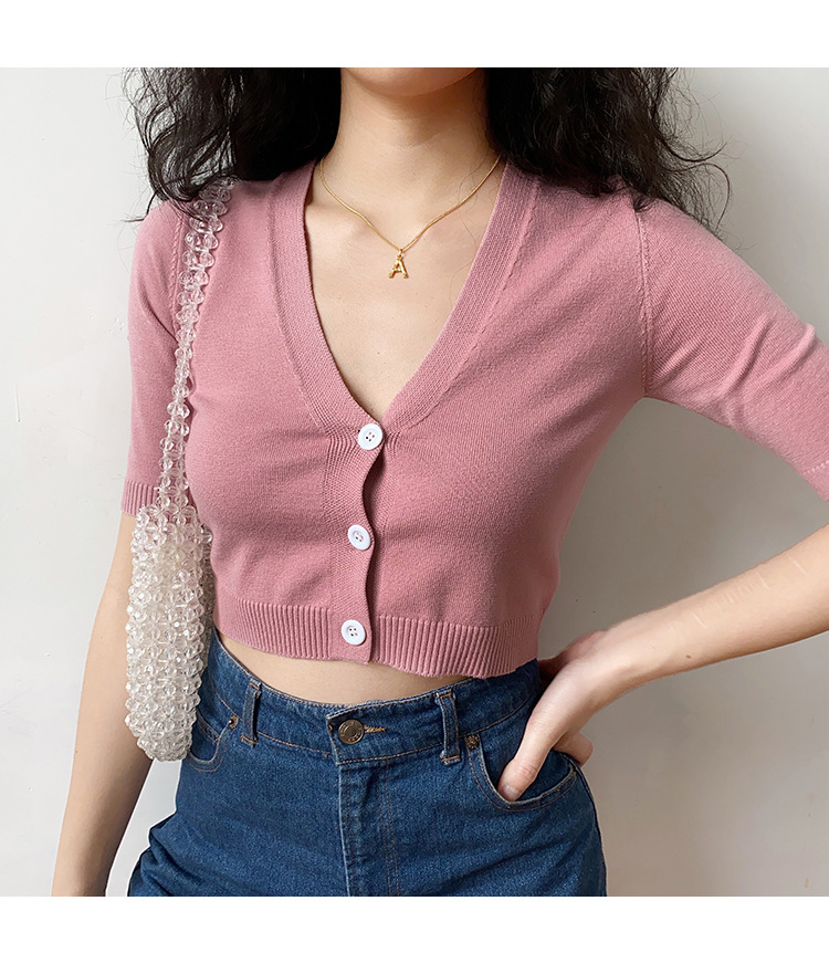 Title 6, Thin short-sleeved sweater