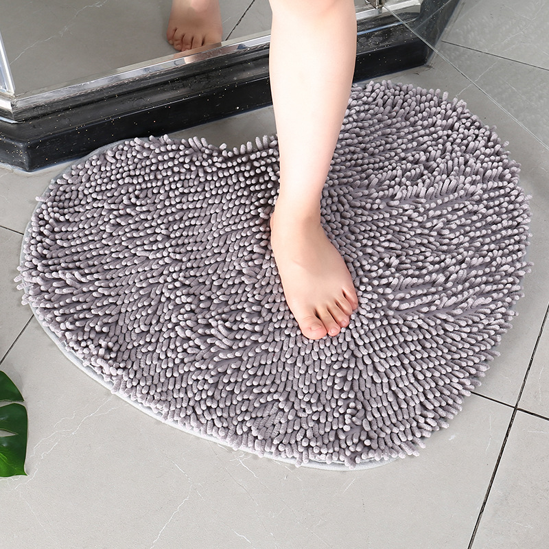 Chenille Bathroom Bath Mat With Water-absorbing And Non-slip Properties