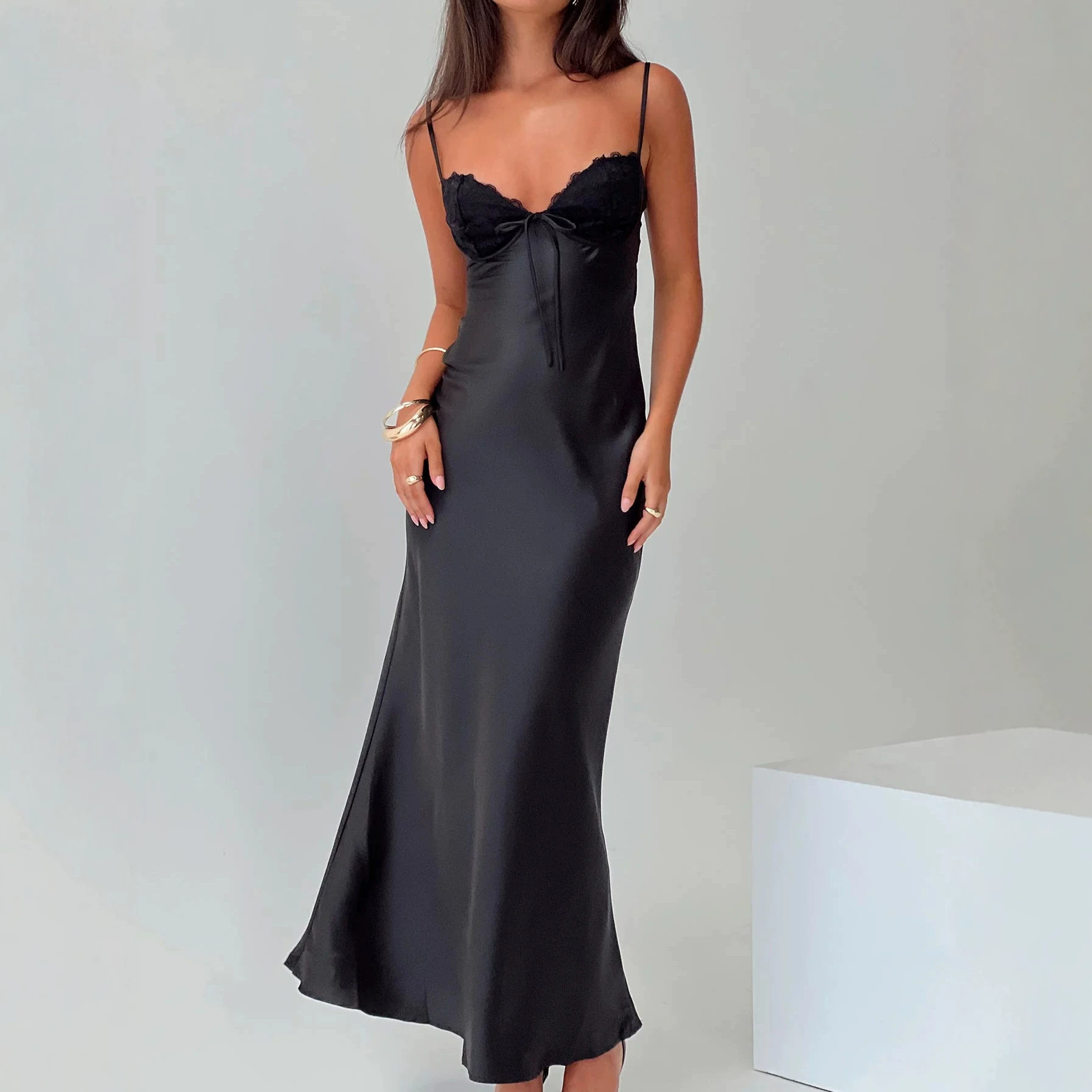 V-neck Waist-cinched Backless Lace And Satin Patchwork Slip Dress