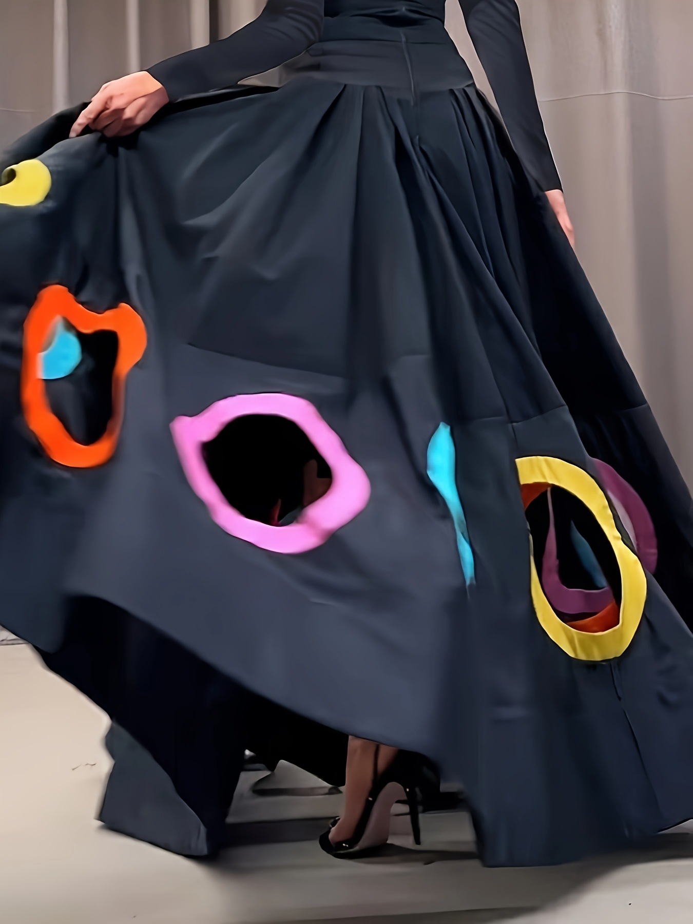 Elegant Women's A Line Maxi Dress With Long Sleeves Round