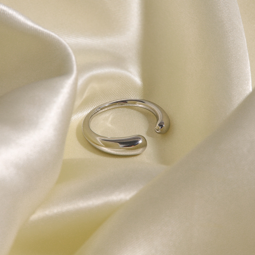 Women's Versatile Personality Water Drop Ring