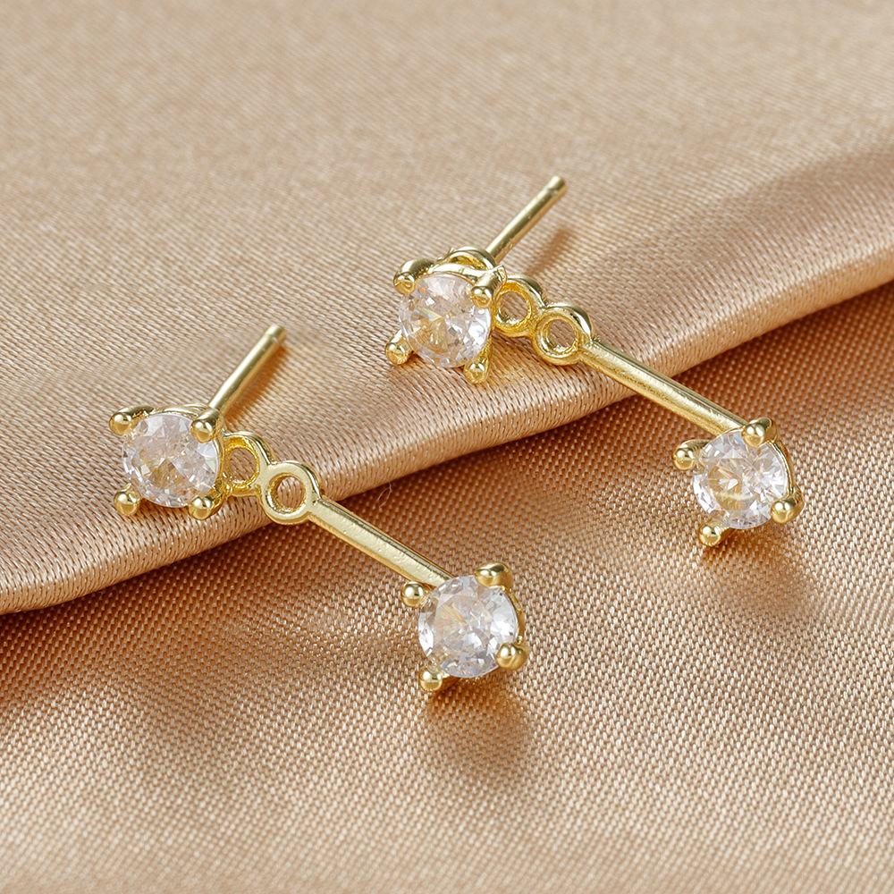 Simple Back-mounted Stud Earrings With Diamonds