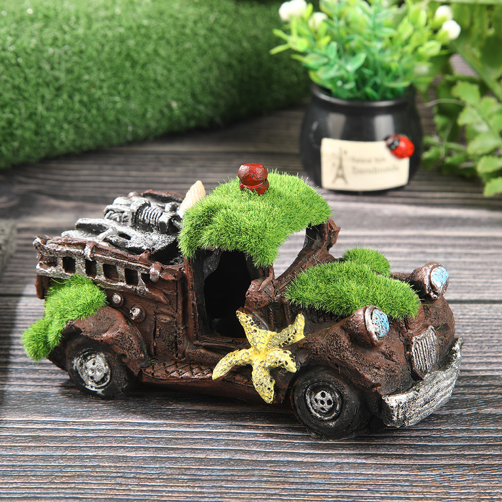 Aquarium Landscape Decoration Flocked Car Wreckage Resin Ornament detail photo 6