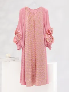 High-grade Bronzing Plate Flower V-neck Temperament Mid-length Pleated Dress - Pink - View 1