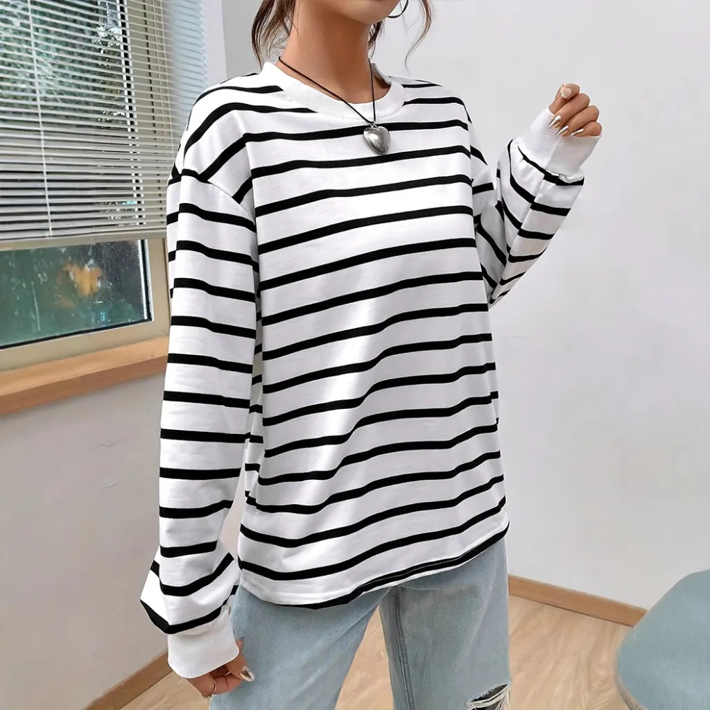 Women's Casual Loose Round Neck Vintage Stripe Long-sleeved T-shirt - White