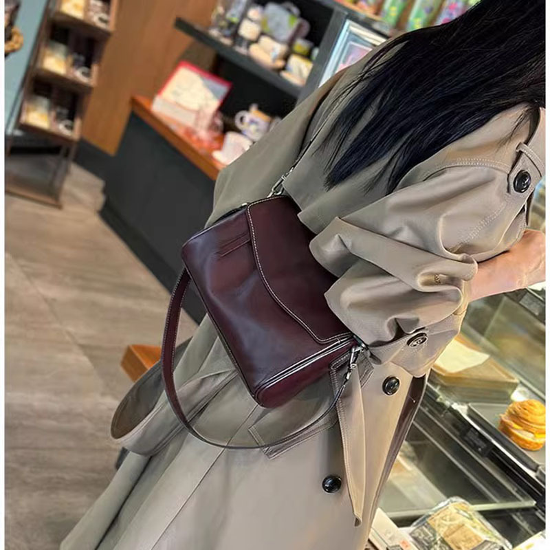 Leather Crossbody Shoulder Bag, picture 4 of 7