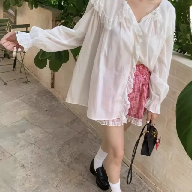 Autumn New Design Sense Sweet Holiday Lace Embellished Loose Sun Protection Shirt White - Shop at LoveMi
